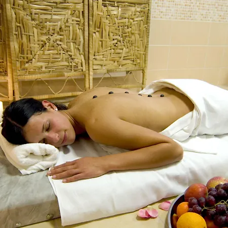 Boboty فندق زيلينا